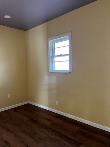 730 E 5TH Street, Erie, PA 16507