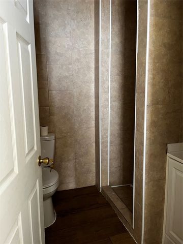 730 E 5TH Street, Erie, PA 16507