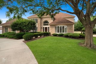 6515 Manor Drive, Burr Ridge, IL 60527