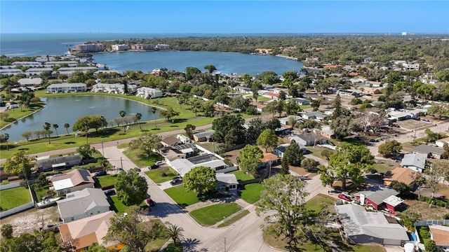 396 LEWIS BOULEVARD SE, St Petersburg, FL 33712