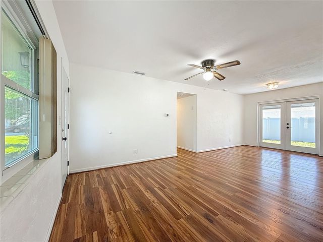 396 LEWIS BOULEVARD SE, St Petersburg, FL 33712