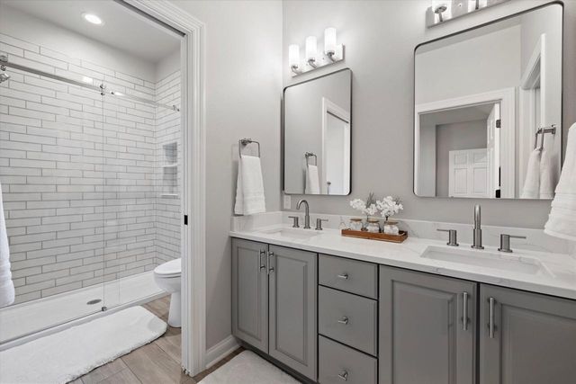 1168 Mary Hill CIRCLE, Hartland, WI 53029