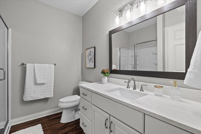 1168 Mary Hill CIRCLE, Hartland, WI 53029