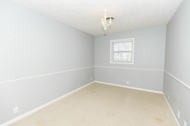 2214 Country Hills Rd, Salina, KS 67401