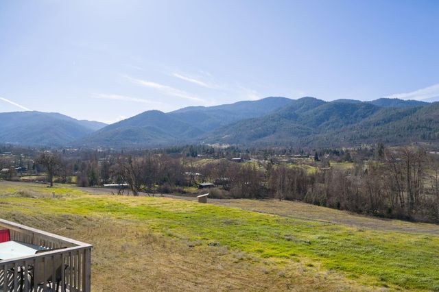 4201 Highway 66, Ashland, OR 97520