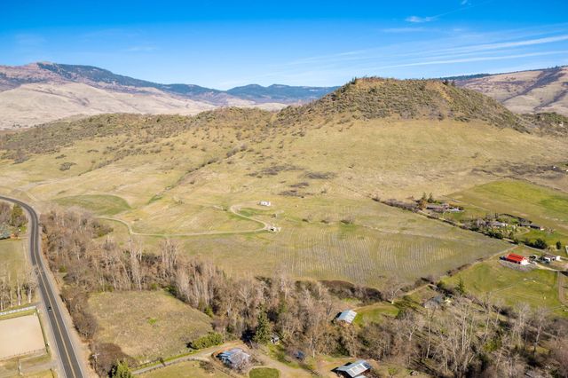 4201 Highway 66, Ashland, OR 97520