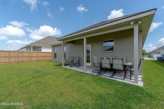 105 Gilded Lane, Broussard, LA 70518