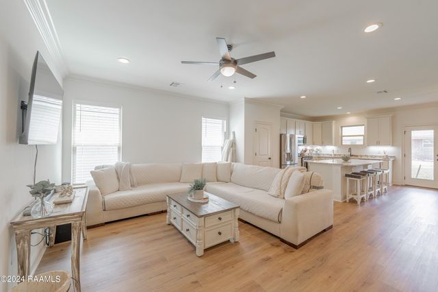 105 Gilded Lane, Broussard, LA 70518