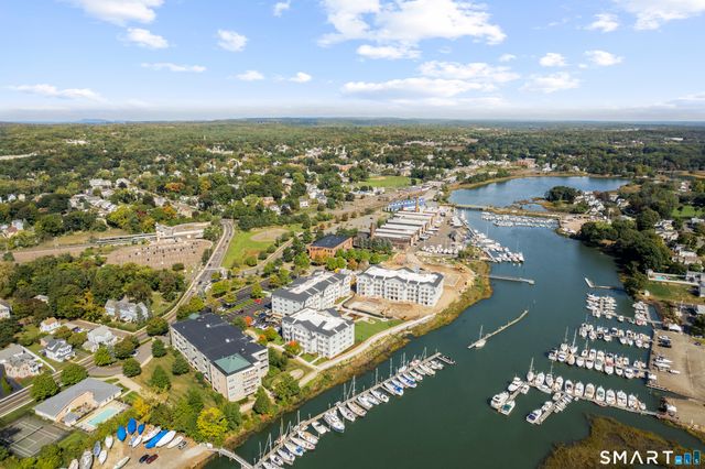 52 Maple Street 206, Branford, CT 06405