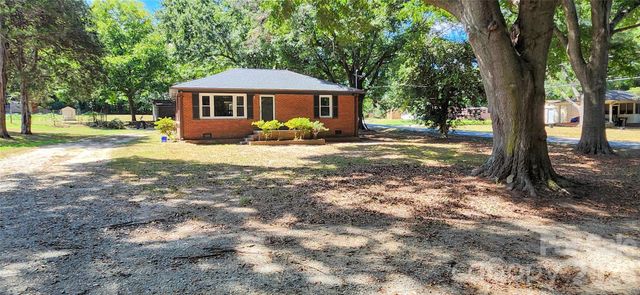 200 Staton Road, Gastonia, NC 28056