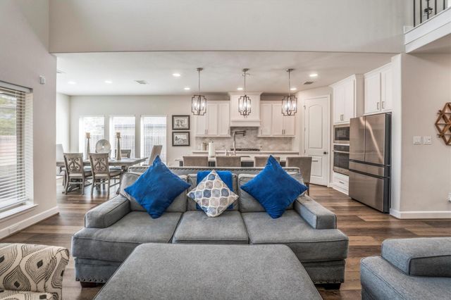 24034 Thornbird Cliff Way, Katy, TX 77493