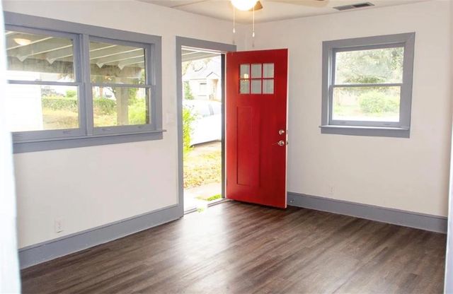 2418 Crestview Avenue, Decatur, GA 30032