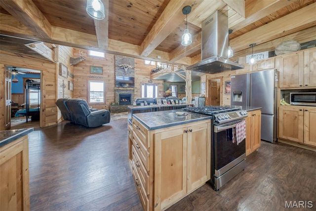 114 County Road 4180, Salem, MO 65560