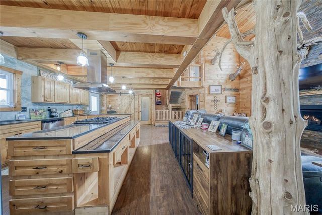 114 County Road 4180, Salem, MO 65560