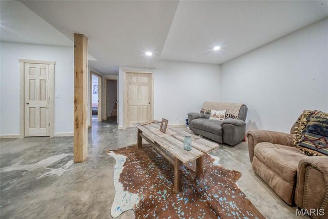 114 County Road 4180, Salem, MO 65560