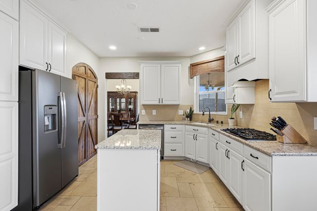 4123 Rancho Gusto NW, Albuquerque, NM 87120