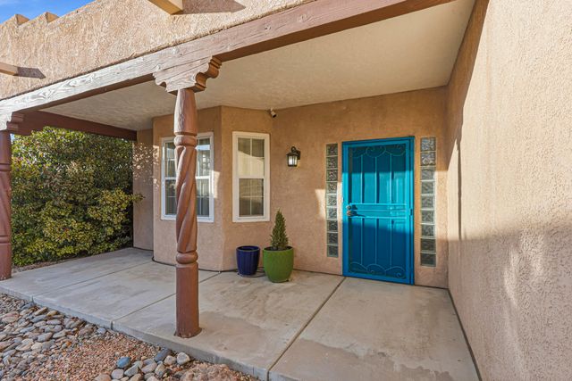 4123 Rancho Gusto NW, Albuquerque, NM 87120