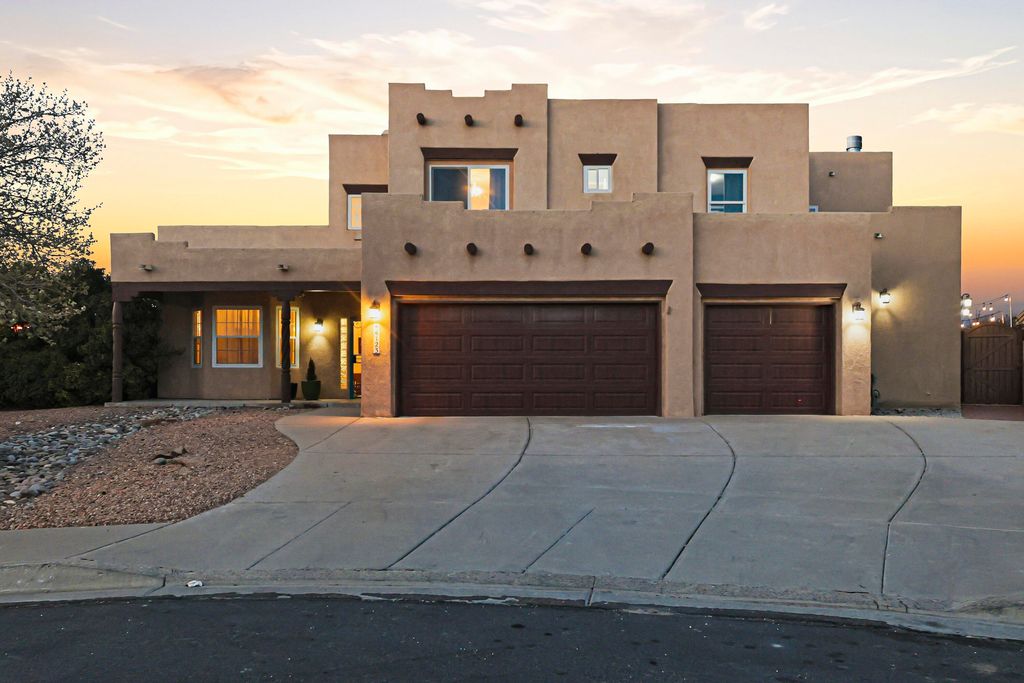 4123 Rancho Gusto NW, Albuquerque, NM 87120