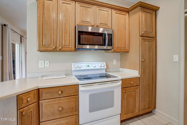 213 Keeland Drive, Johnson City, TN 37615