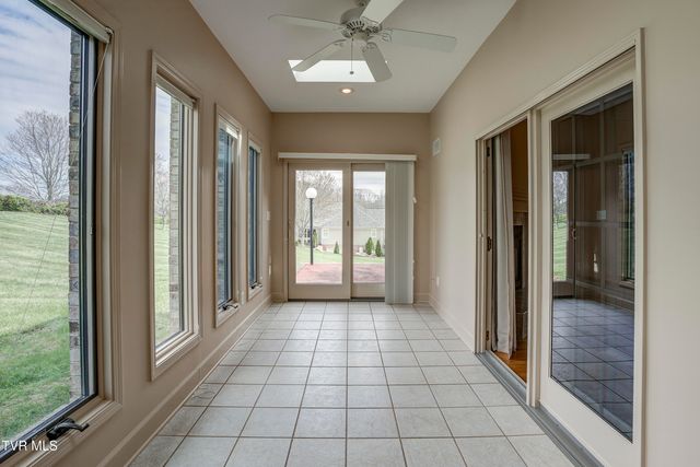 213 Keeland Drive, Johnson City, TN 37615