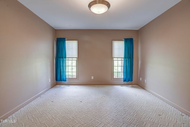 213 Keeland Drive, Johnson City, TN 37615