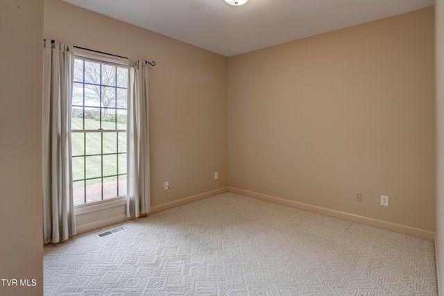 213 Keeland Drive, Johnson City, TN 37615