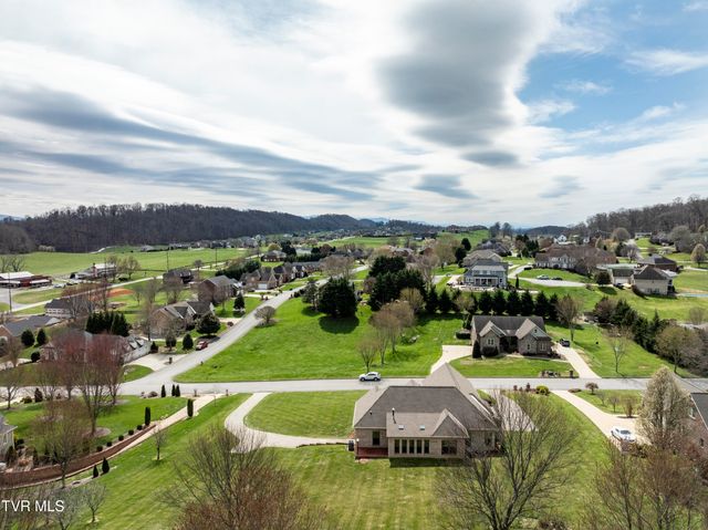 213 Keeland Drive, Johnson City, TN 37615