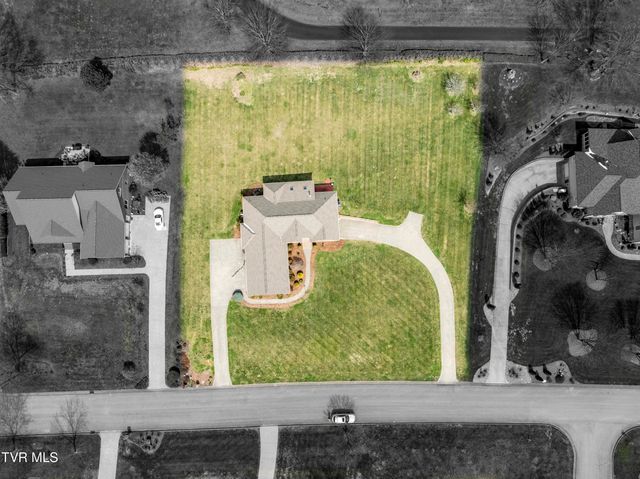 213 Keeland Drive, Johnson City, TN 37615