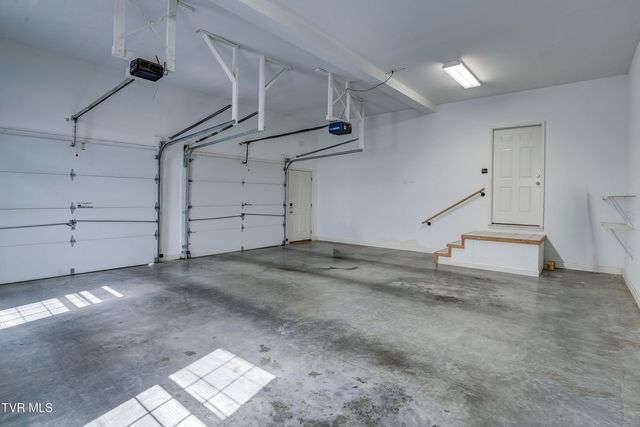 213 Keeland Drive, Johnson City, TN 37615