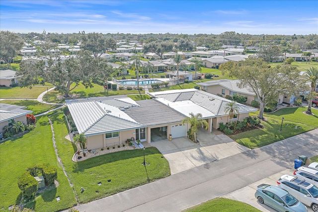 3286 BRUNSWICK LANE 704, Sarasota, FL 34239