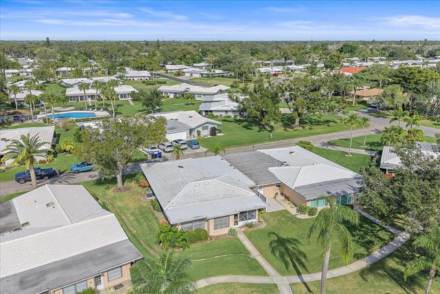 3286 BRUNSWICK LANE 704, Sarasota, FL 34239