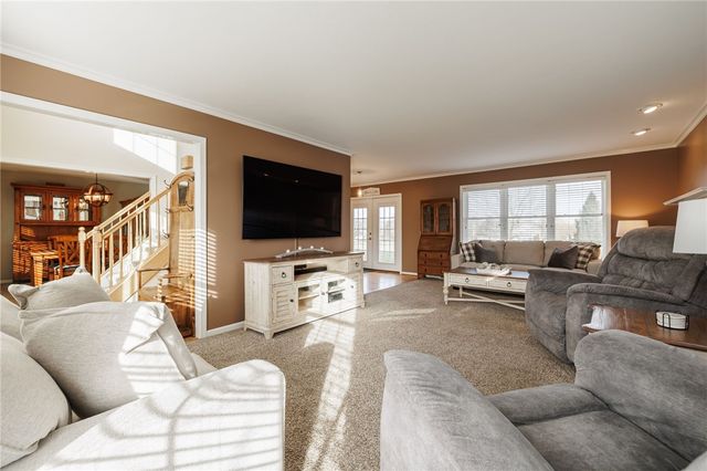 5216 Park Meadow Lane, Canandaigua Town, NY 14424