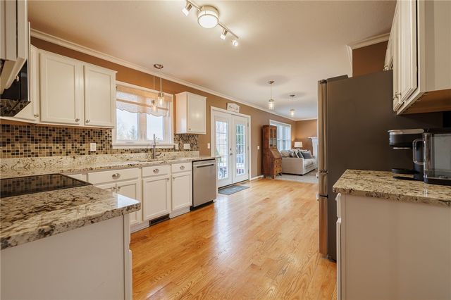 5216 Park Meadow Lane, Canandaigua Town, NY 14424