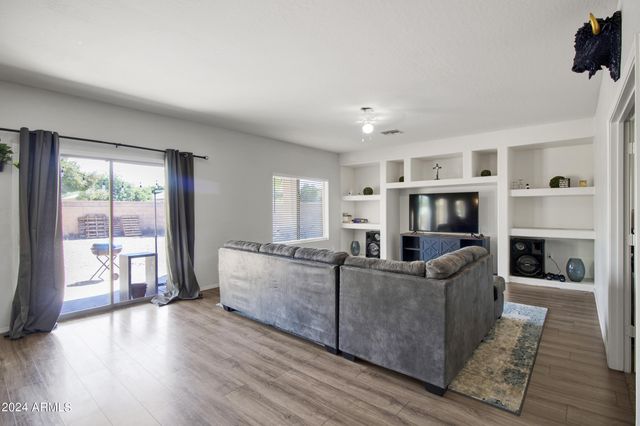 4549 N 111TH Drive, Phoenix, AZ 85037