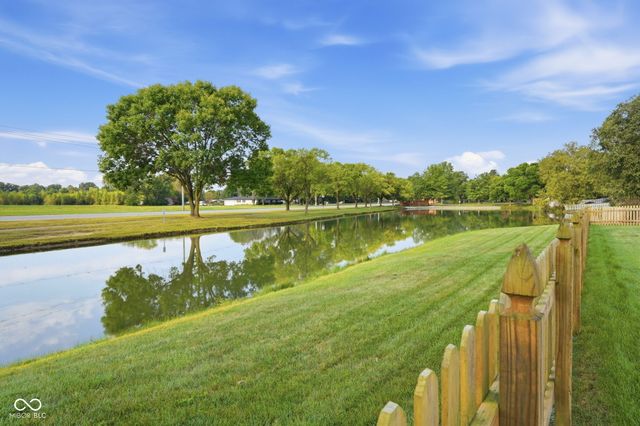 387 Sugar Bush Lane S, Brownsburg, IN 46112