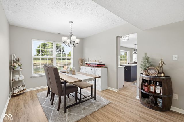 387 Sugar Bush Lane S, Brownsburg, IN 46112