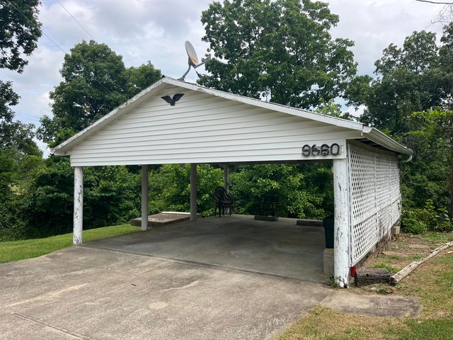 9660 Jonesville Road, Dry Ridge, KY 41035