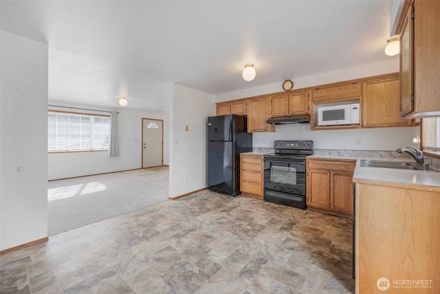 27203 Church Creek Loop NW, Stanwood, WA 98292