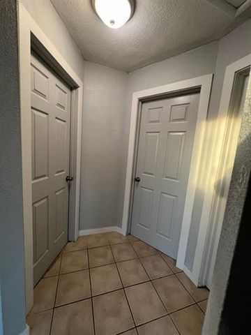3555 E Mckinley Avenue, Fresno, CA 93703
