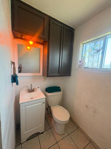 3555 E Mckinley Avenue, Fresno, CA 93703
