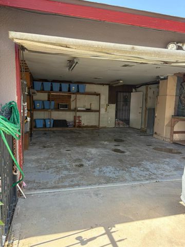 3555 E Mckinley Avenue, Fresno, CA 93703