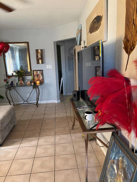 Image 56 of property listing at 3555 E Mckinley Avenue, Fresno, CA 93703