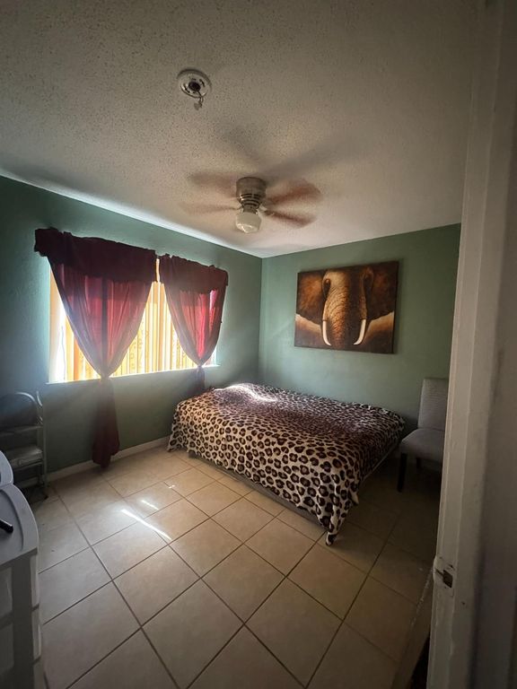Image 69 of property listing at 3555 E Mckinley Avenue, Fresno, CA 93703