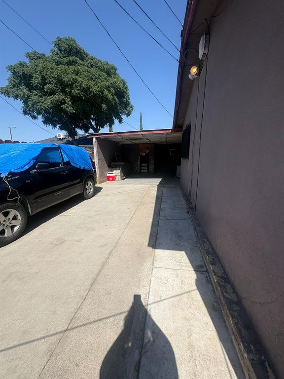 Image 72 of property listing at 3555 E Mckinley Avenue, Fresno, CA 93703
