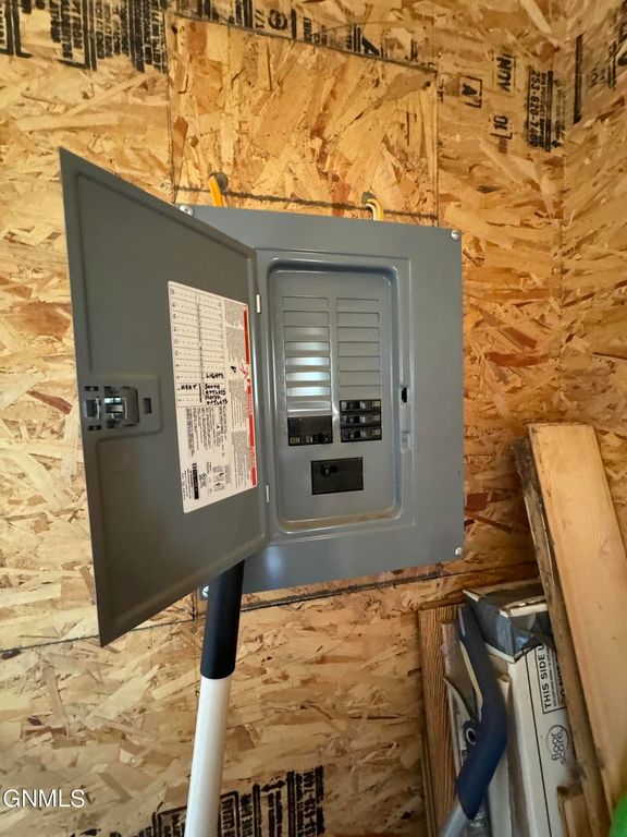 408 N Main Street, Crosby, ND 58730 photo 13