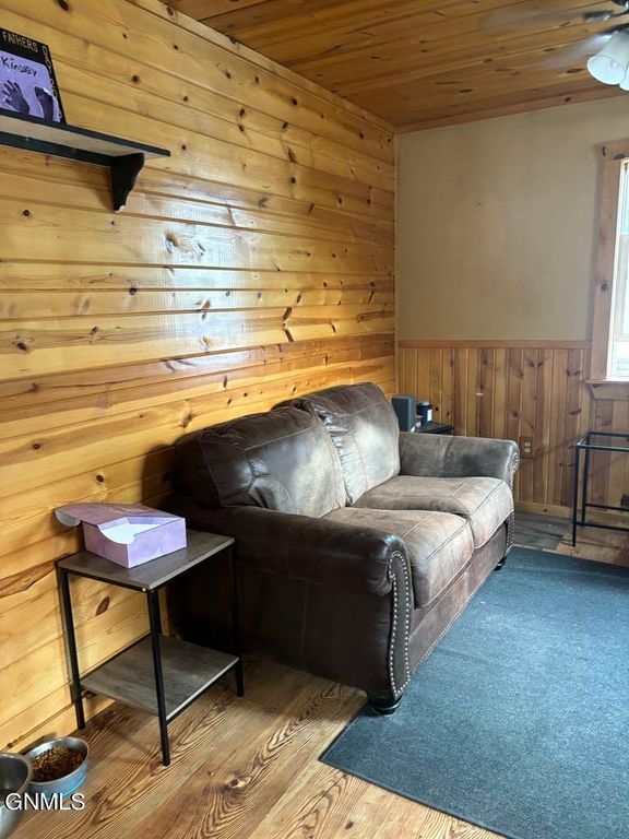 408 N Main Street, Crosby, ND 58730 photo 3