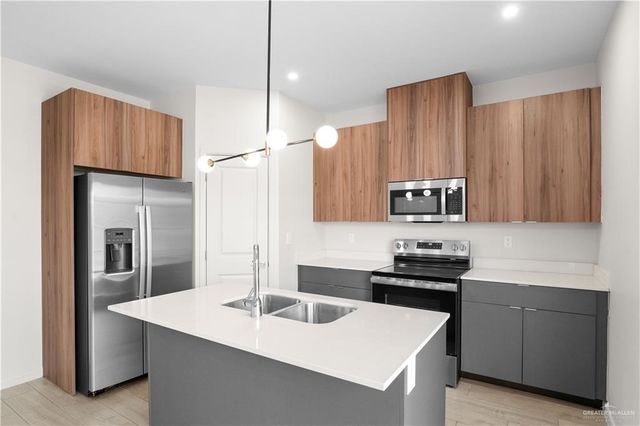 3416 Duke Avenue 3, Mcallen, TX 78504