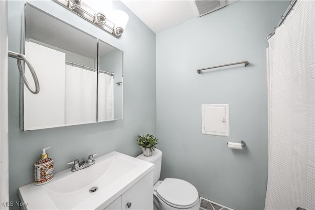 197 Lindsey Road, Munroe Falls, OH 44262