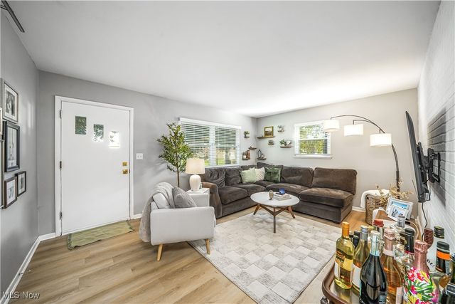 197 Lindsey Road, Munroe Falls, OH 44262