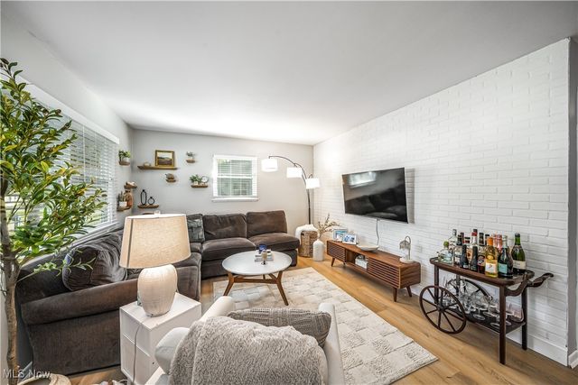 197 Lindsey Road, Munroe Falls, OH 44262